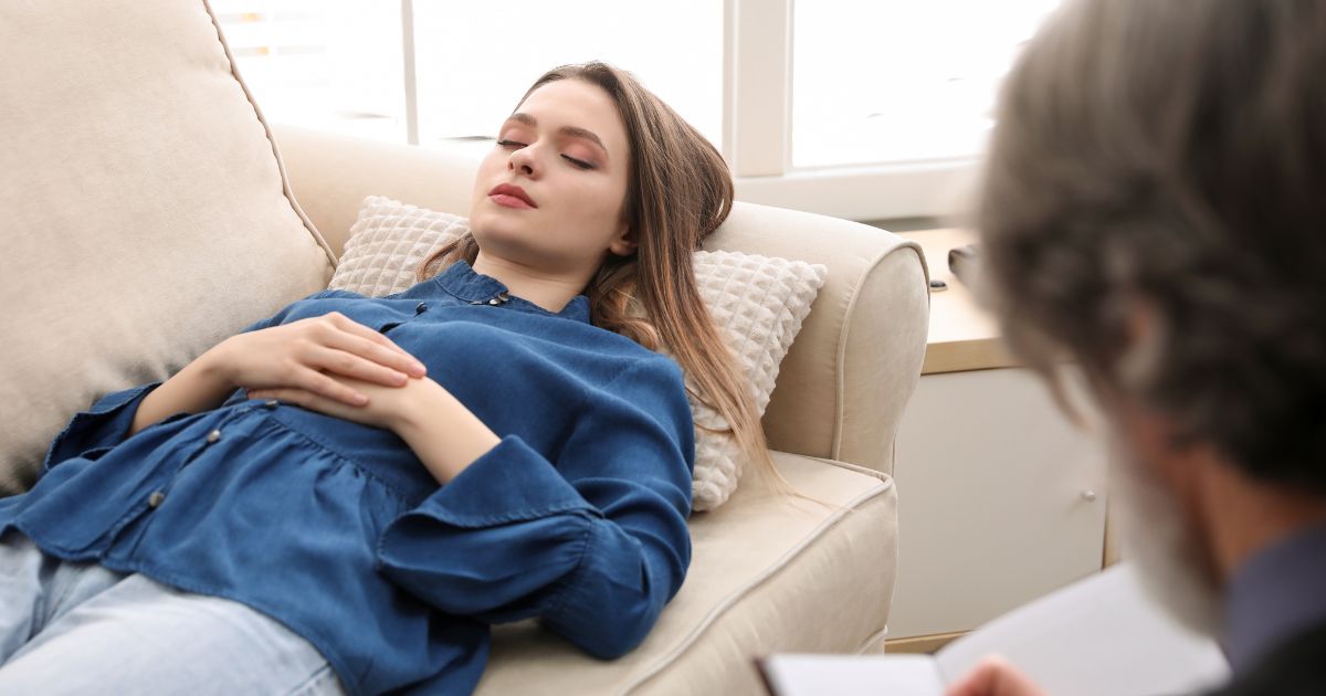 Image pour l'article Hypnose Ericksonienne : la méthode douce pour hacker votre cerveau